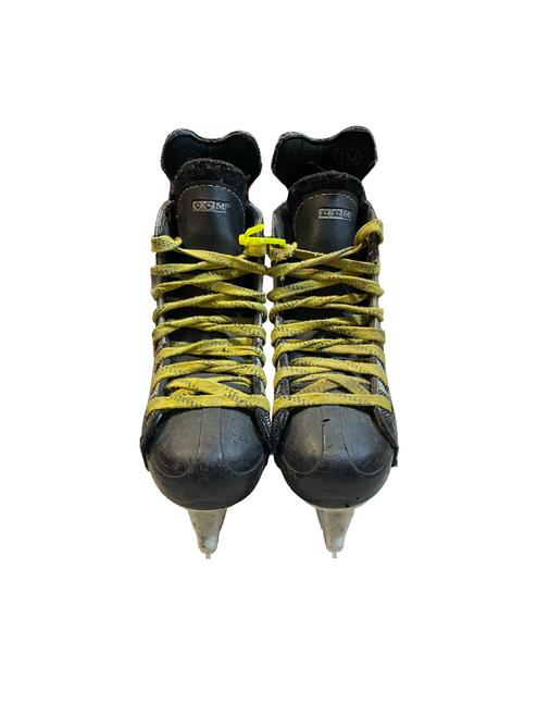 Vist Large View of Product Image Which is Used CCM INTRUDER Youth Hockey Skate Youth 13.0