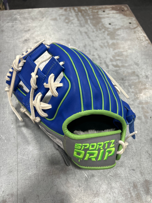 Vist Large View of Product Image Which is Used SPORTZ DRIP BB/SB Glove LH Throw White And Royal Blue 11 1/2"