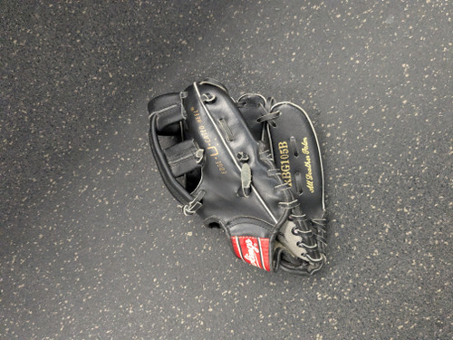 Vist Large View of Product Image Which is Used Rawlings RBG105B BB/SB Glove RH Throw Black 10 1/2"