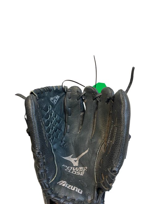 Vist Large View of Product Image Which is Used Mizuno GPP1050Y3 BB/SB Glove RH Throw Black 10 1/2"