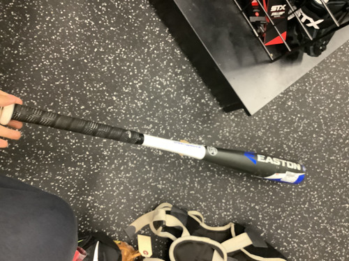 Vist Large View of Product Image Which is Used Easton S400 BB/SB USSSA 2 5/8 Bat 31"
