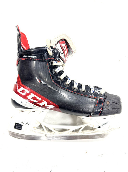 Vist Large View of Product Image Which is Used CCM FT475 Junior Hockey Skate Junior 05.5
