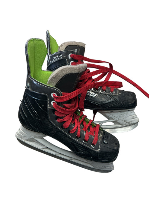 Vist Large View of Product Image Which is Used Bauer SLS Youth Hockey Skate Youth 07.0