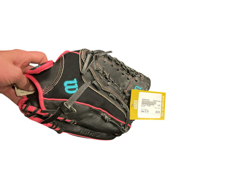 Vist Large View of Product Image Which is Used Wilson FLASH BB/SB Glove RH Throw Black 12"