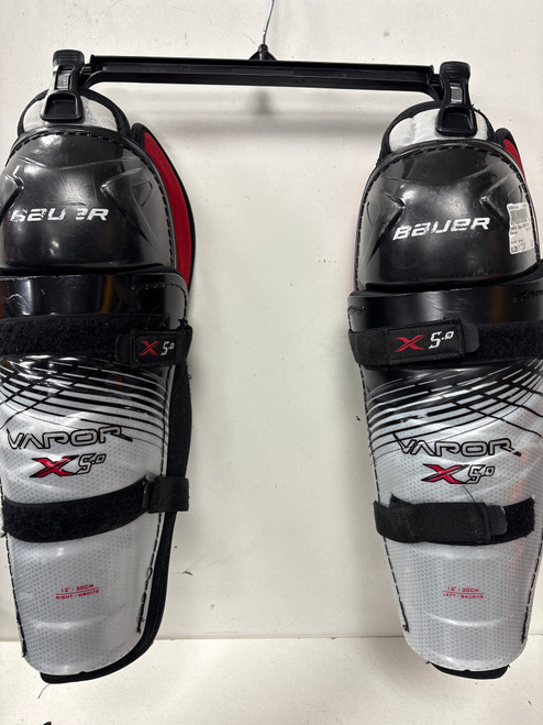 Vist Large View of Product Image Which is Used Bauer VAPOR X5.0 Intermediate Shin Guards Black 12"
