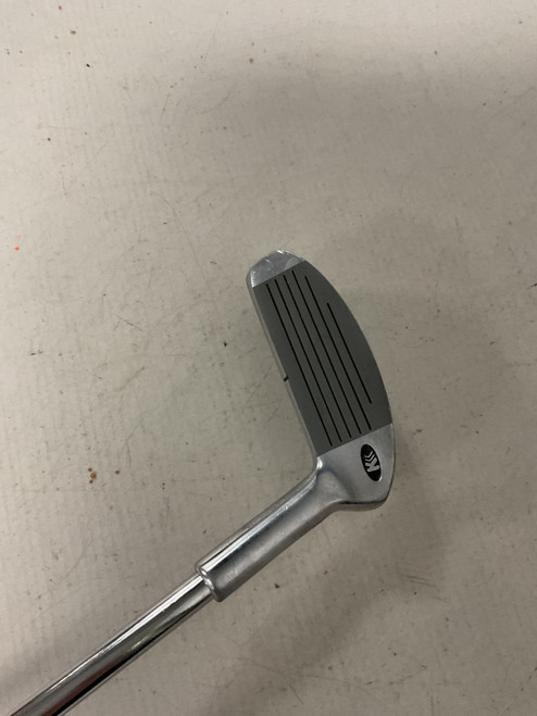 Vist Large View of Product Image Which is Used APPROACH 2-WAY CHIPPER Golf Chipper RH Unknown Degree