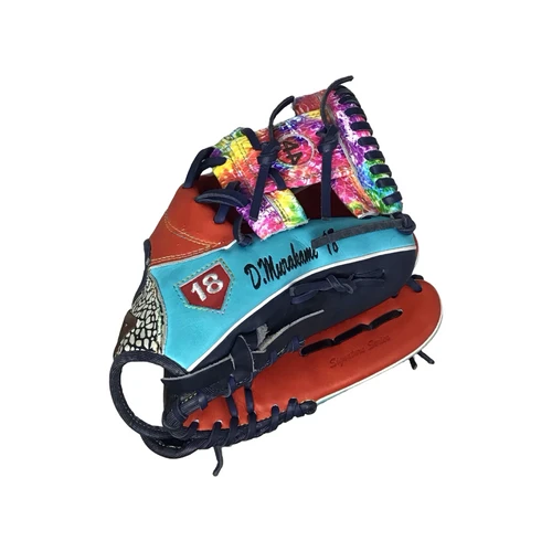 Vist Large View of Product Image Which is Used 44 PRO SIGNATURE SERIES BB/SB Glove RH Throw None 11 1/4"