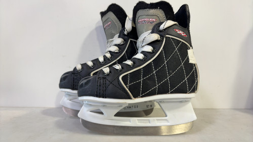 Vist Large View of Product Image Which is Used Hespeler ROGUE Youth Hockey Skate Youth 11.0