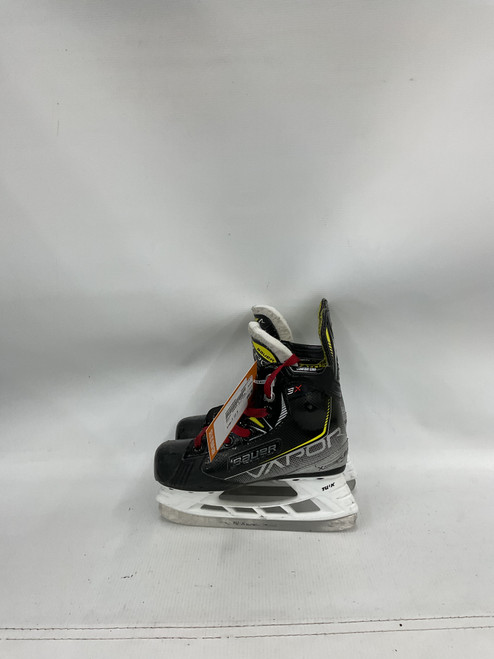 Vist Large View of Product Image Which is Used Bauer BAUER X VAPOR Youth Hockey Skate Youth 13.5