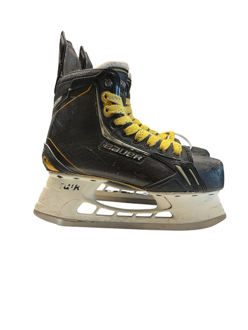 Vist Large View of Product Image Which is Used Bauer SUPREME ONE.5 SZ 5.5 EE Intermediate Hockey Skate Intermediate 5.5