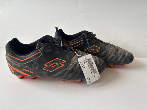 Vist Large View of Product Image Which is Used Lotto Soccer Cleats None Senior 6