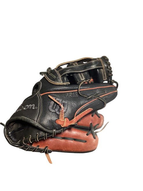 Vist Large View of Product Image Which is Used Wilson A2000 BB/SB Glove RH Throw Black 11 1/2"