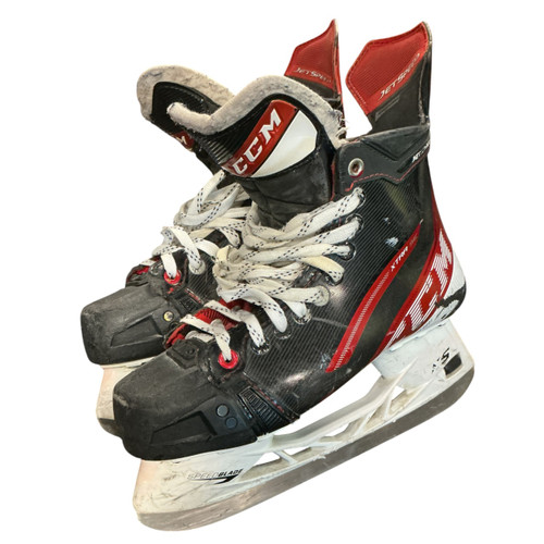 Vist Large View of Product Image Which is Used CCM JETSPEED XTRA SR SKATE Senior Hockey Skate Senior 8