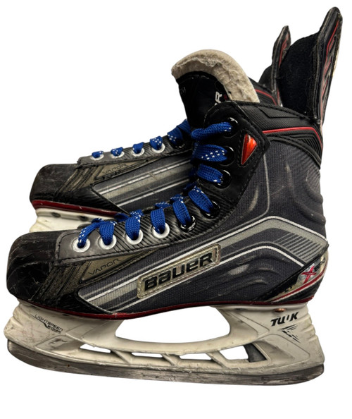 Vist Large View of Product Image Which is Used Bauer VAPOR X600 SKATES Junior Hockey Skate Junior 03