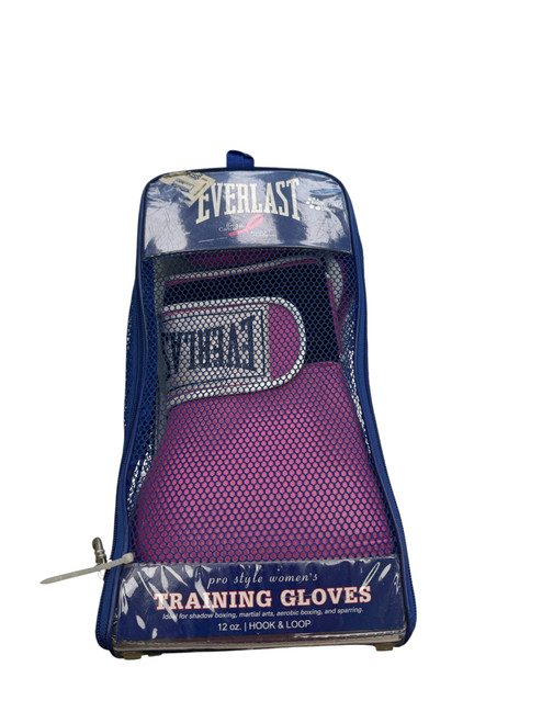 Vist Large View of Product Image Which is Used Everlast Boxing Gloves Pink MD