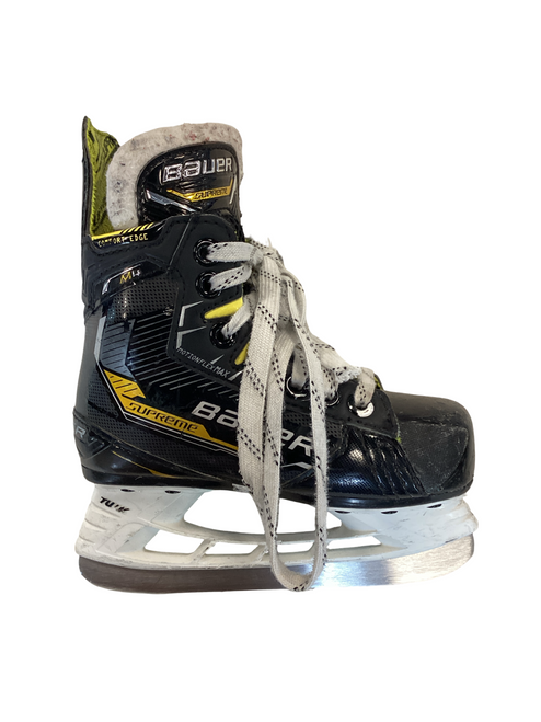 Vist Large View of Product Image Which is Bauer SUPREME M4 Youth Hockey Skate Youth 10.0