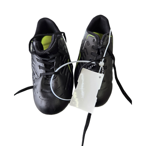Vist Large View of Product Image Which is Used Lotto Soccer Cleats Black Youth 10.0