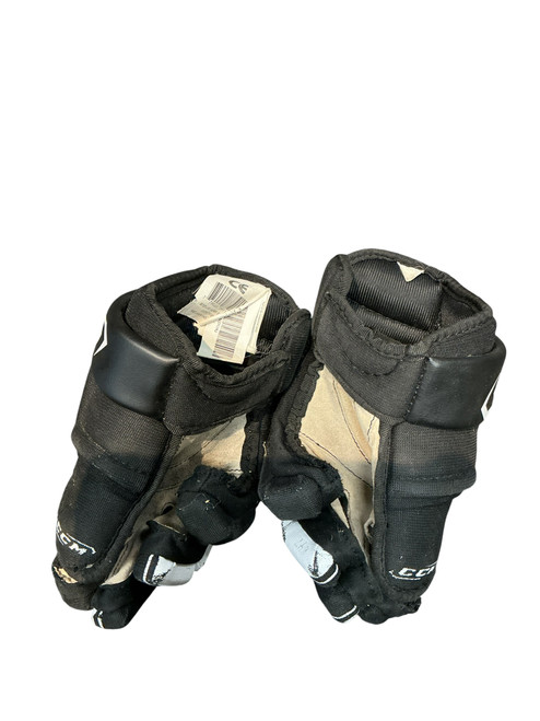 Vist Large View of Product Image Which is Used CCM 4R Junior Gloves Black 11"
