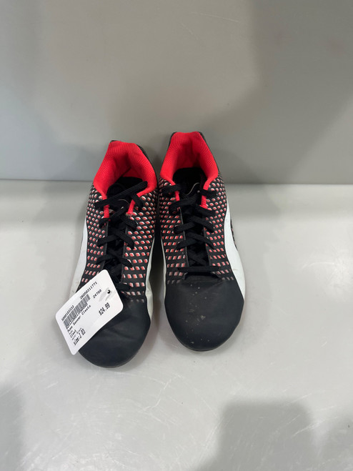 Vist Large View of Product Image Which is Soccer Cleats