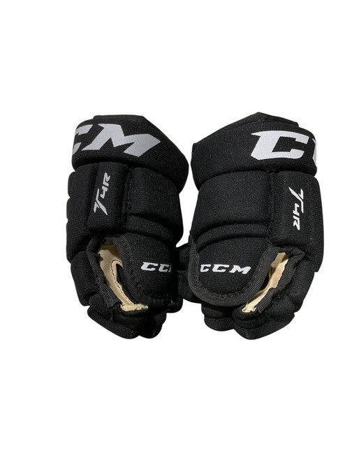 Vist Large View of Product Image Which is Used CCM Youth Gloves Black 9"