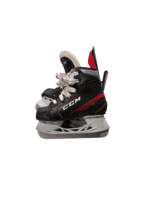 Vist Large View of Product Image Which is Used CCM JET SPEED Youth Hockey Skate Youth 09.0