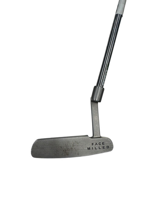 Vist Large View of Product Image Which is Used Cleveland CLASSIC 10 Mens Putter RH