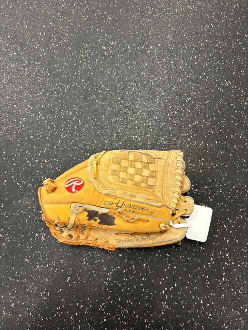 Vist Large View of Product Image Which is Used Rawlings RBG94T BB/SB Glove RH Throw Brown 12"