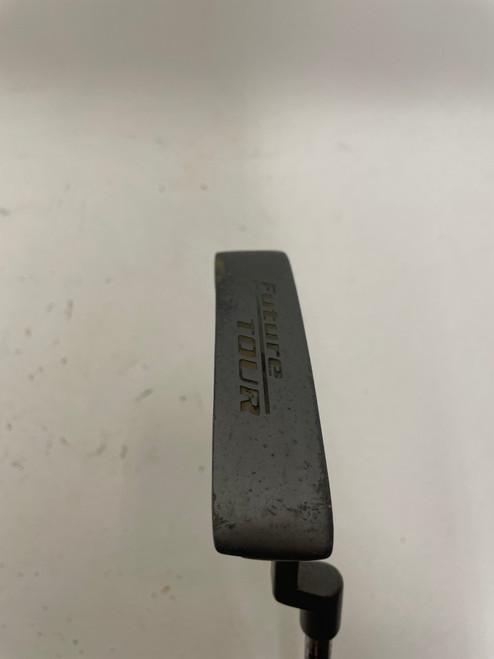 Vist Large View of Product Image Which is Used Knight Jr Putter RH