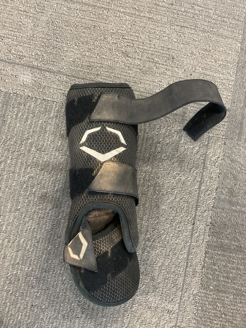 Vist Large View of Product Image Which is Used Evoshield BB/SB Shin/Foot Protector Black