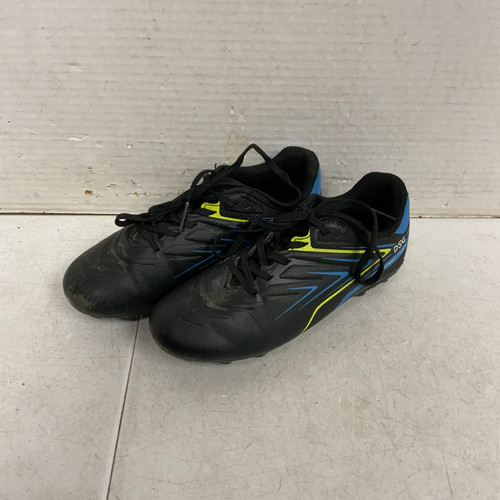 Vist Large View of Product Image Which is Used DSG SPEED VIPER Soccer Cleats Black Youth 13.0