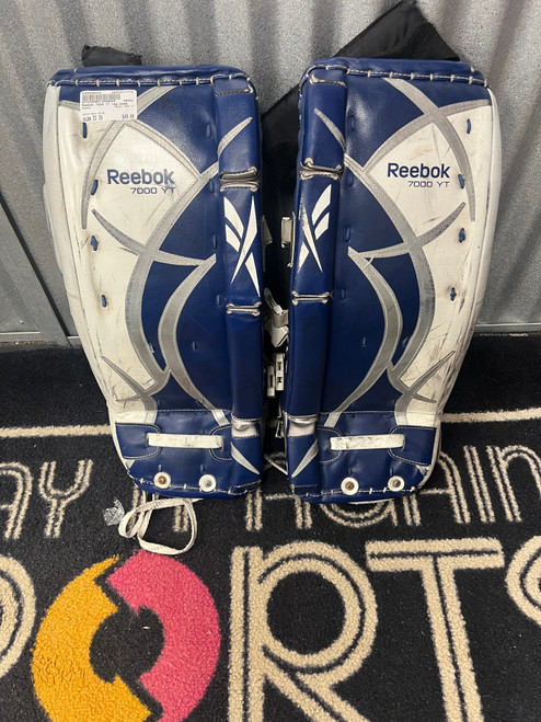 Vist Large View of Product Image Which is Used Reebok 7000 YT Goalie Leg Pads Youth Navy Blue 23"