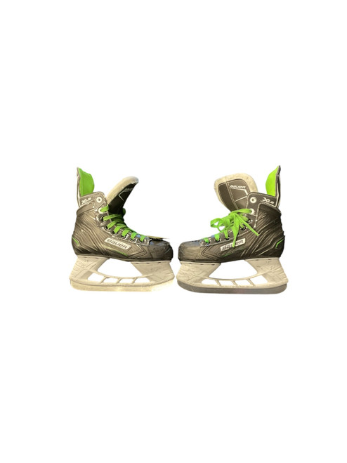 Vist Large View of Product Image Which is Used Bauer BAUER XLS SZ 2 HOCKEY SKATES Junior Hockey Skate Junior 02