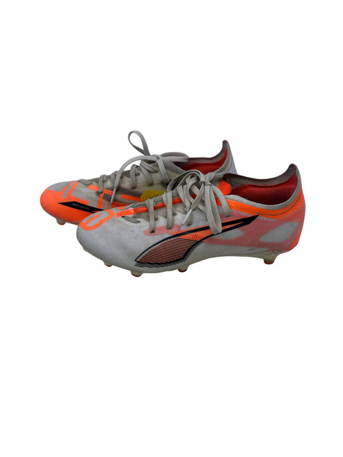Vist Large View of Product Image Which is Used Puma ULTRA Soccer Cleats White Junior 06