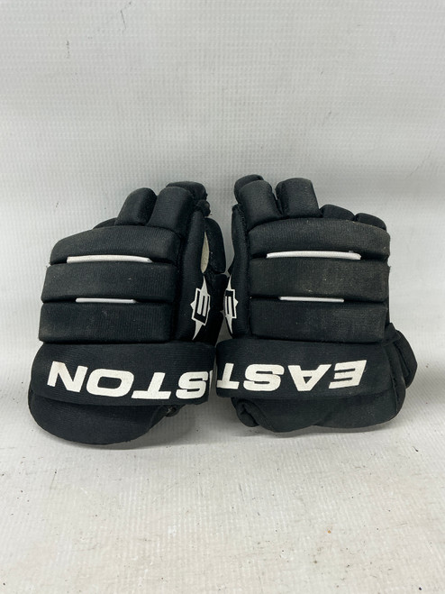 Vist Large View of Product Image Which is Used Easton SYNERGY EQ1 Youth Gloves Black 9"