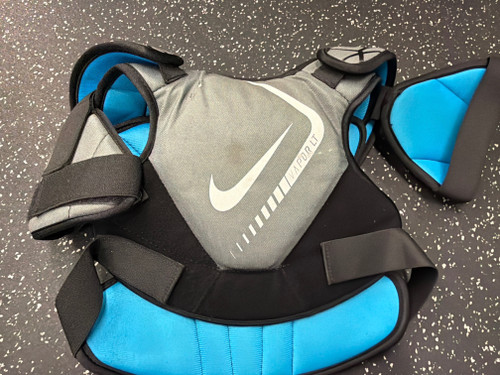 Vist Large View of Product Image Which is Used Nike VAPOR LT YOUTH Lacrosse Shoulder Pads Grey MD