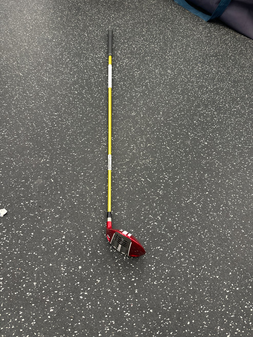 Vist Large View of Product Image Which is Used VIXA V12 Mens Fairway Wood RH 3 Wood