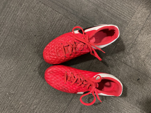 Vist Large View of Product Image Which is Used Nike TIEMPO CLEATS Soccer Cleats Red Senior 6.5