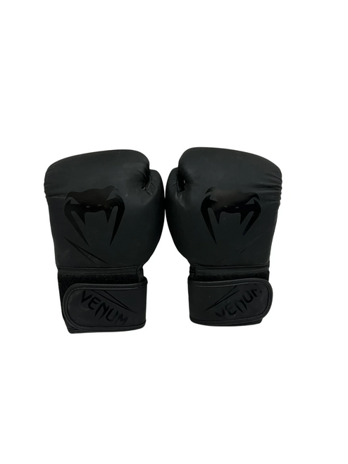 Vist Large View of Product Image Which is Used Venum Challenger 3.0 Junior Boxing Gloves