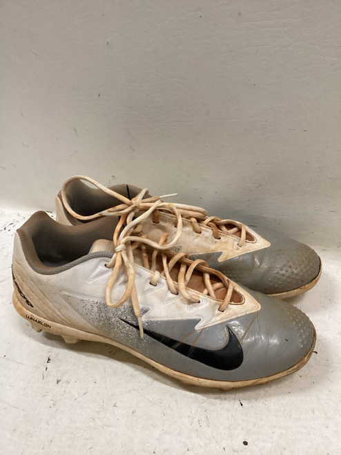 Vist Large View of Product Image Which is Used Nike VAPOR BB CLEATS BB/SB Cleats White And Grey Senior 12