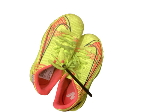 Vist Large View of Product Image Which is Used Nike Soccer Cleats Yellow Youth 06.5