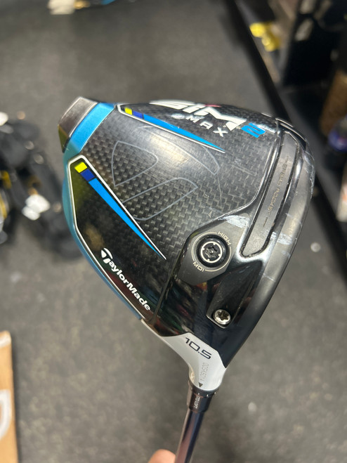 Vist Large View of Product Image Which is Used Taylormade SIM 2 MAX Mens Driver RH 10.5 Degree