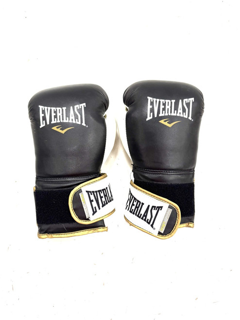 Vist Large View of Product Image Which is Used Everlast Boxing Gloves Black Senior