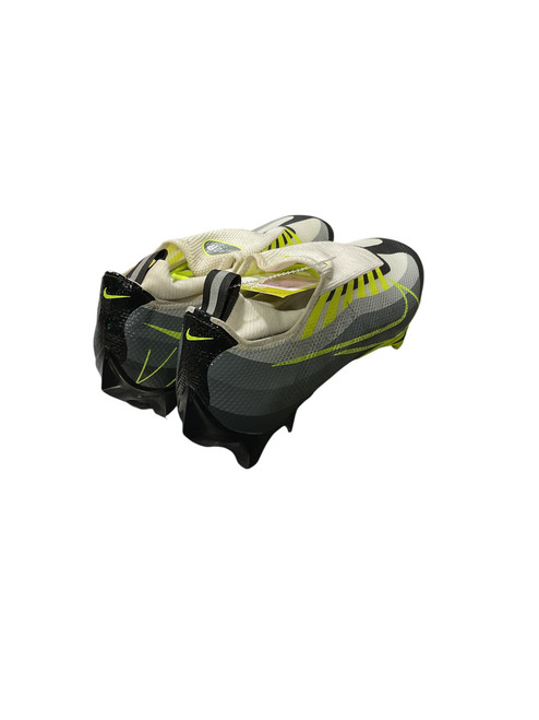 Vist Large View of Product Image Which is Used Nike Soccer Cleats White Senior 11.5
