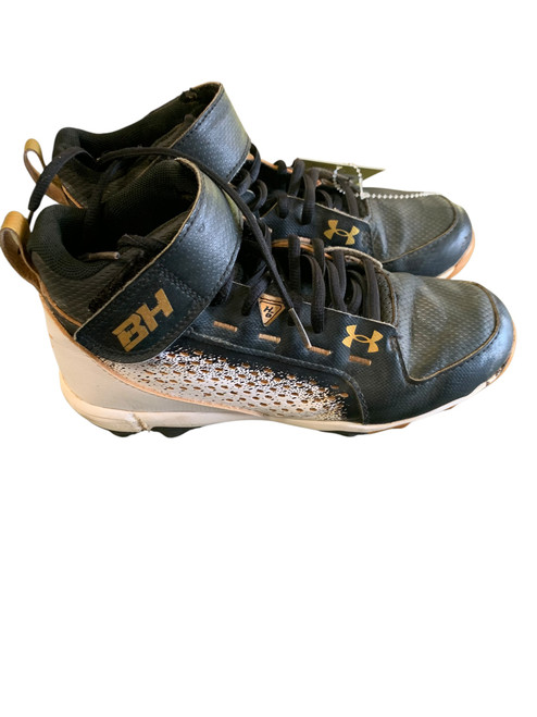 Vist Large View of Product Image Which is Used Under Armour BH BB/SB Cleats Black Junior 04