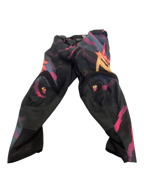 Vist Large View of Product Image Which is Used Thor Adult Bottom Black LG