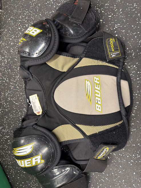 Vist Large View of Product Image Which is Used Bauer IMPACT 500 Junior Shoulder Pads LG