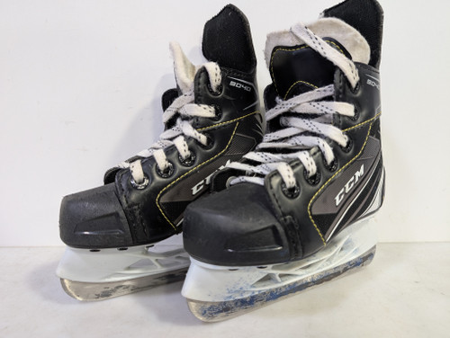 Vist Large View of Product Image Which is Used CCM TACKS 9040 Youth Hockey Skate Youth 08.0