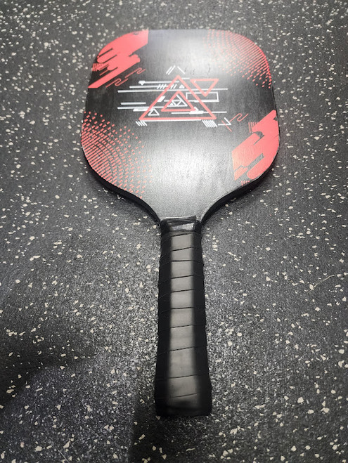Vist Large View of Product Image Which is Used V2 Pickleball Racquet Black