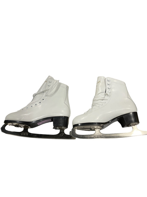 Vist Large View of Product Image Which is Used CCM FINESSE WomensFigure Skate White Senior 9