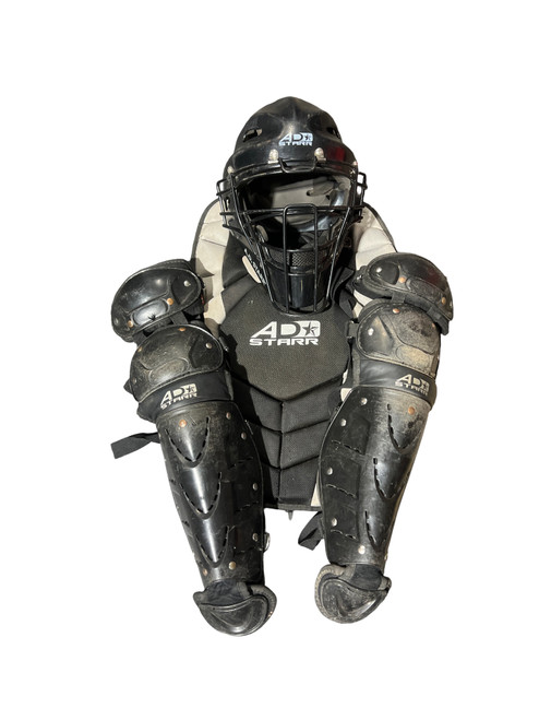 Vist Large View of Product Image Which is Used YTH CATCHERS SET W/ BAG Catchers Equipment Other